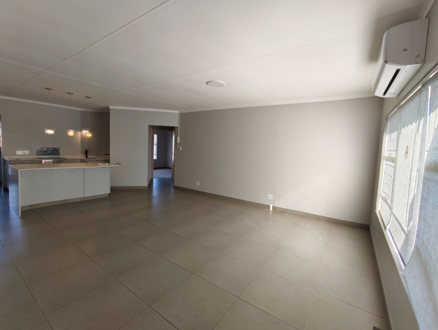 To Let 2 Bedroom Property for Rent in Langenhovenpark Free State